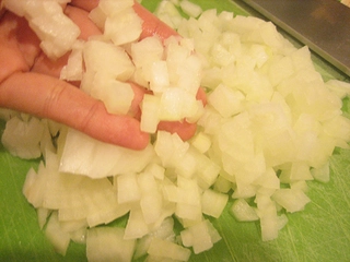 Soğan Doğrama Çeşitleri ve Yöntemleri Soğan Doğrama Çeşitleri ve Yöntemleri